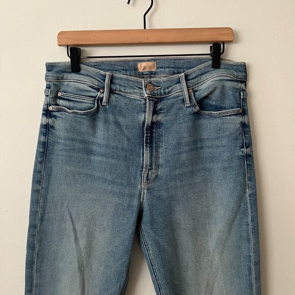 MOTHER The Mid Rise Dazzler Ankle Fray Jeans Riding The Cliffside Women Size 32 - Picture 3 of 11